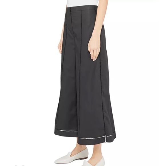 Theory black eyelet culottes with ladder inset. Cropped wide leg. Size 8 - Picture 2 of 10